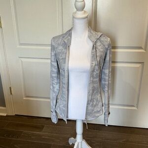 Lululemon gray camo jacket